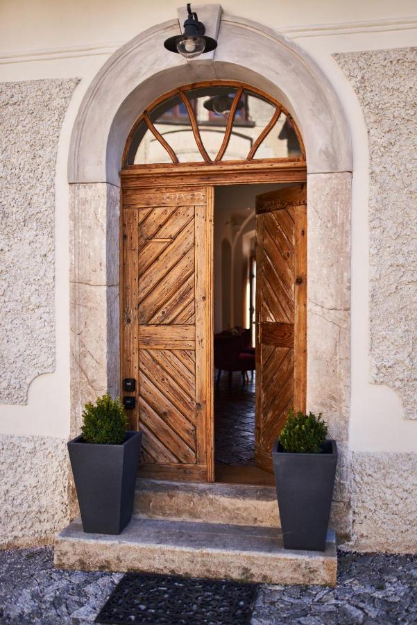 Baroque Chaplain House Kaplanka 1796 A. D. - Historical Luxury Apts In Bohemian Paradise Zelezny Brod Esterno foto